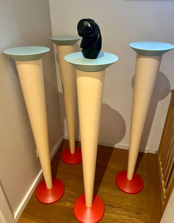 Set of 4 Postmodern Side Tables, Pedestal Gallery Plinths / Columns in Memphis Style – Unique Carpenter-Made (photo 3 of 6)