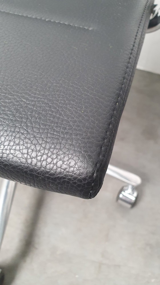 Image 1 of 4x Valea Elle 409 design office chair ICF wheels