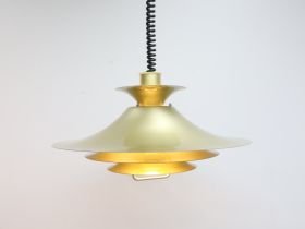 Vintage hanglamp / metaal / goud / Lyfa Denemarken model 4209 – Hanglampen (photo 2 of 5)