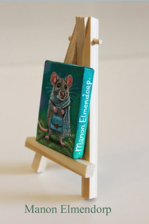 Petite souris unique peinte à la main avec sac à main, peinture neuve
