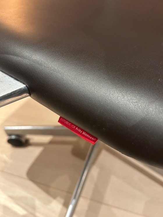 Image 1 of Sedia da ufficio con schienale alto Fritz Hansen modello Oxford