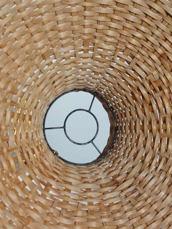 Image 1 of Vintage lampenkap van rotan in mandvorm uit het midden van de 20e eeuw, jaren 70.