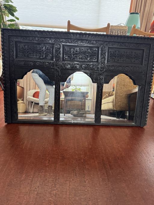 Tríptico indio antiguo tallado en madera