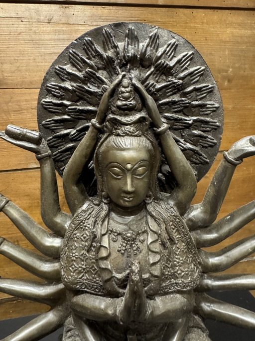 Guanyin Mille Braccia – beeldhouwkunst, Bronze (photo 2 of 7)