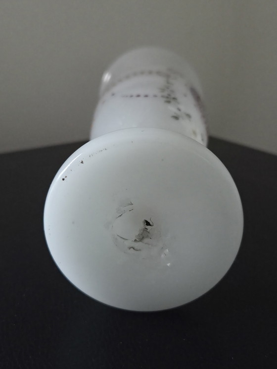 Image 1 of 2 antike deutsche Vasen aus Opalglas