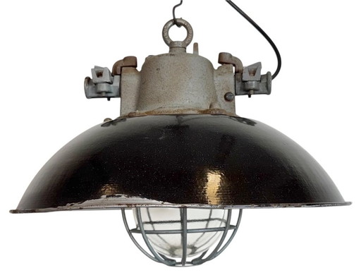 Lampada a sospensione industriale a gabbia in ghisa e smalto nero, anni '60