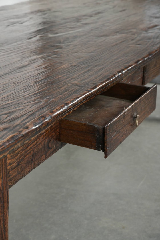 Image 1 of Grote boeren eettafel van sfeervol iepenhout met een prachtig patina uitgevoerd met drie lades
