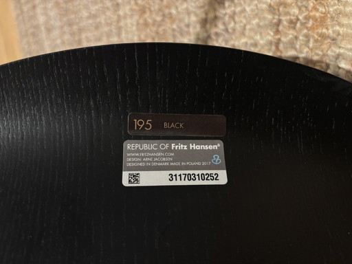 Original Fritz Hansen Serie 7 Stuhl (3107) – Esche schwarz – Top Zustand