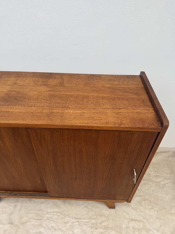 Image 1 of Niedriges Sideboard mit Schiebetüren, 1960er Jahre