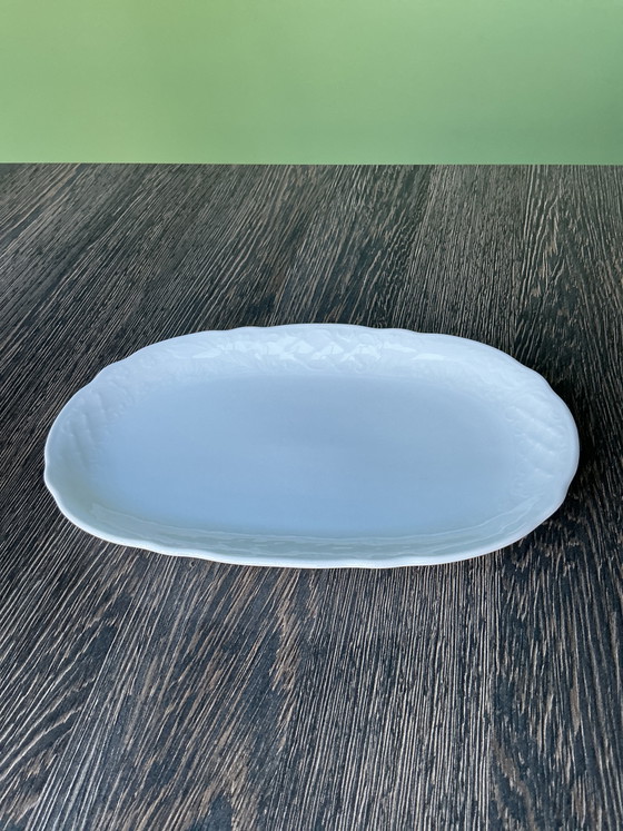 Image 1 of Piatto da portata e fruttiera in porcellana con piedistallo