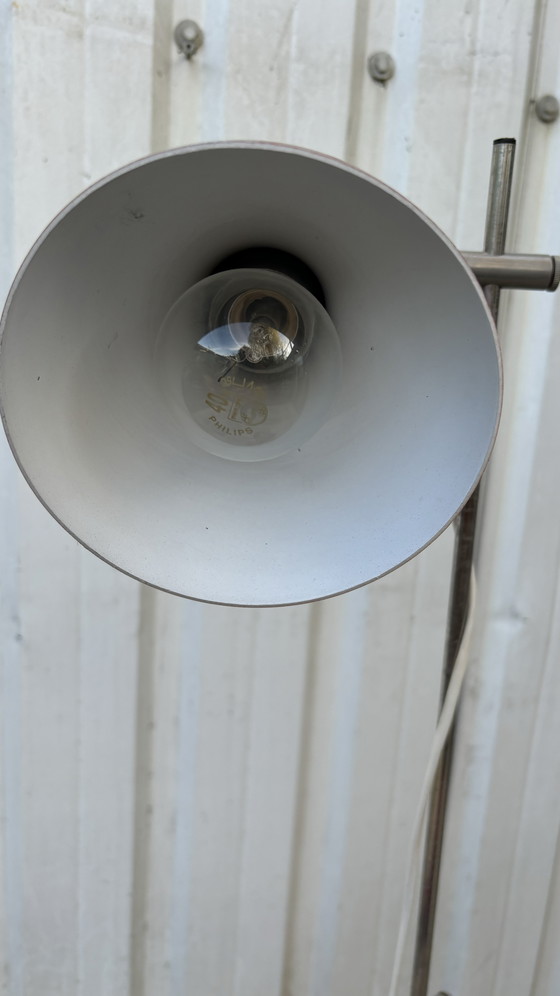 Image 1 of Vintage vloerlamp uit het ruimtetijdperk
