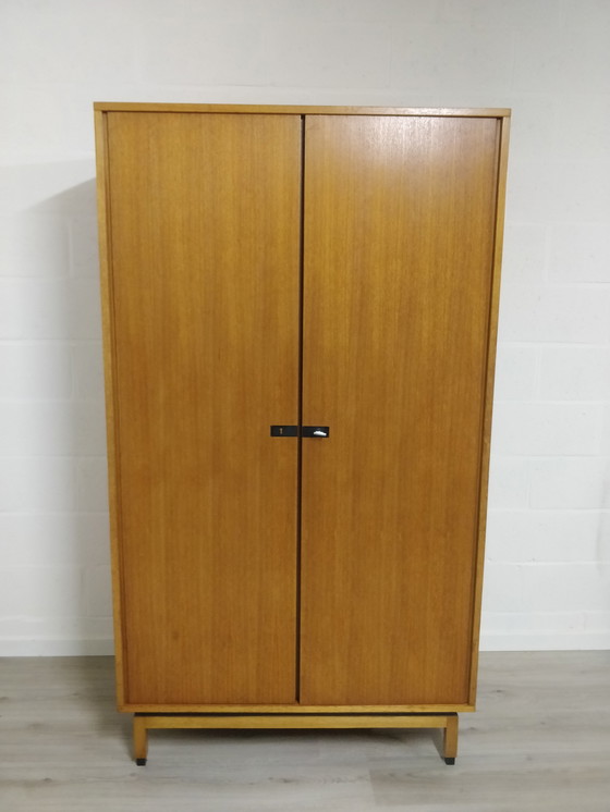 Image 1 of Armadio vintage di metà secolo MDK