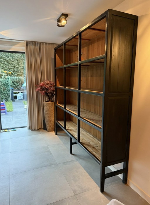 Lifestyle Bellport Wall Cabinet