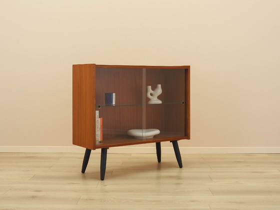 Vitrina danesa con puertas correderas de cristal, chapa de caoba, década de 1970. – Wood (photo 6 of 15)