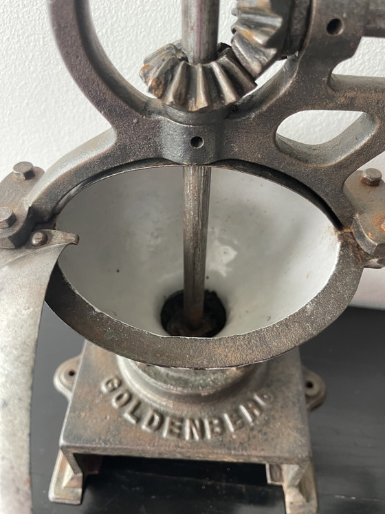 Vintage Goldenberg koffiemolen voor op het aanrecht – Decoratieve objecten, Metal (photo 5 of 14)
