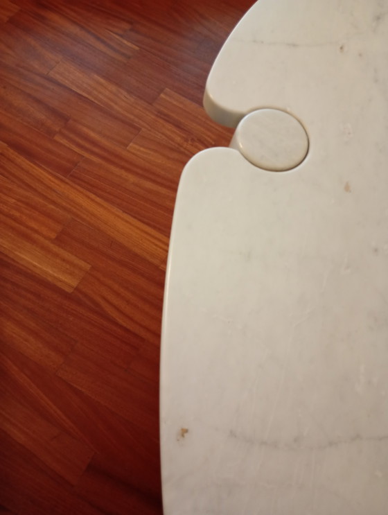 Image 1 of Table basse ovale en marbre de Carrare – Angelo Mangiarotti pour Skipper, années 1970 – Pièce rare