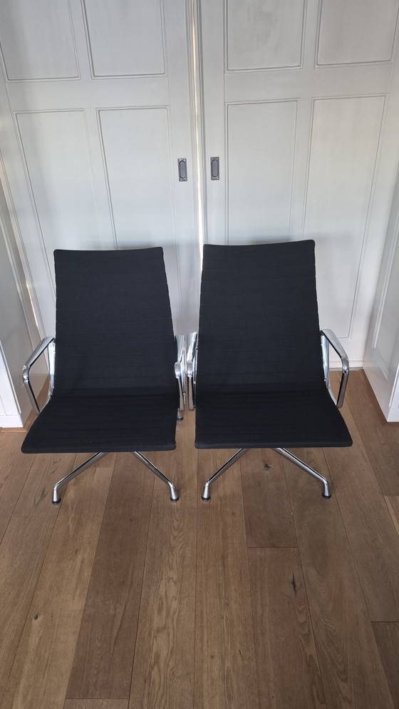 Image 1 of 2 x vitra eames stoelen