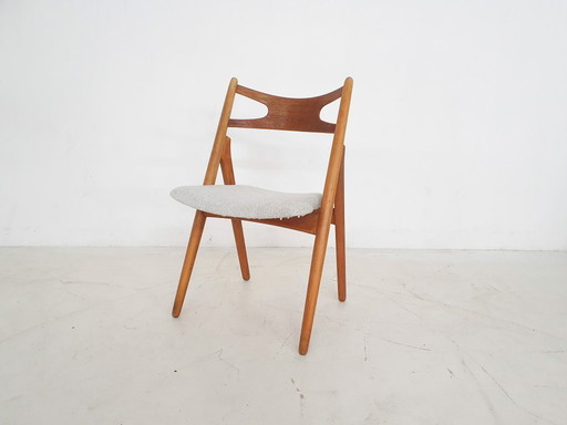 Hans Wegner voor Carl Hansen en zoon "Sawbuck" of CH29p eetkamerstoel, Denemarken jaren 50