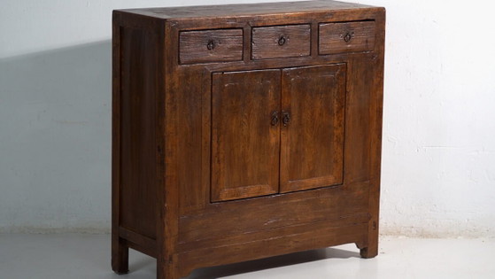 Grenen dressoir met drie laden en twee deuren – China, circa 1950 (photo 3 of 40)