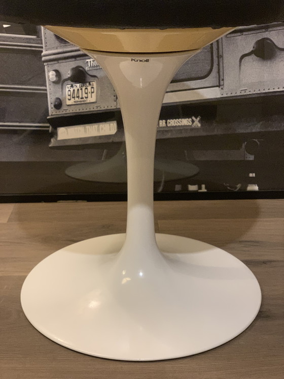 Image 1 of Sgabello Tulip di Eero Saarinen per Knoll.