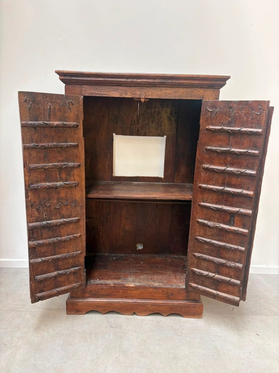 Image 1 of Mobile antico indiano in legno massello
