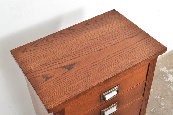 Image 1 of Cassettiera in rovere vintage anni '30