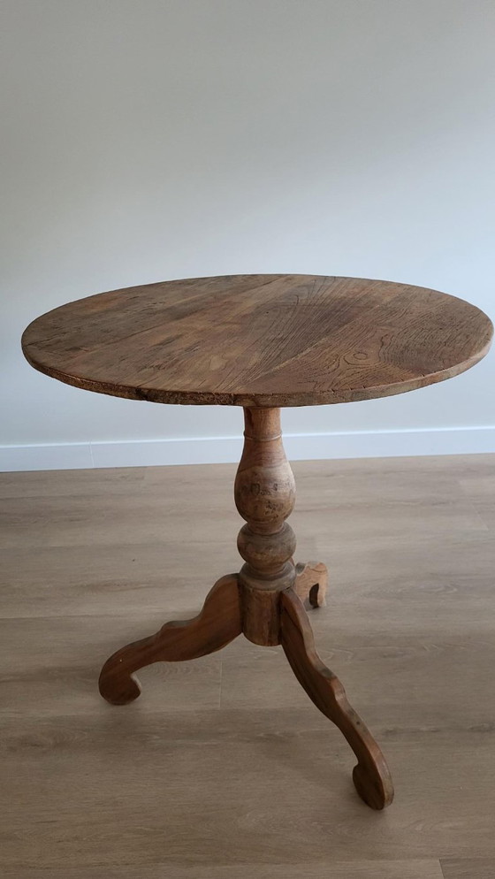 Image 1 of Mesa auxiliar de teca