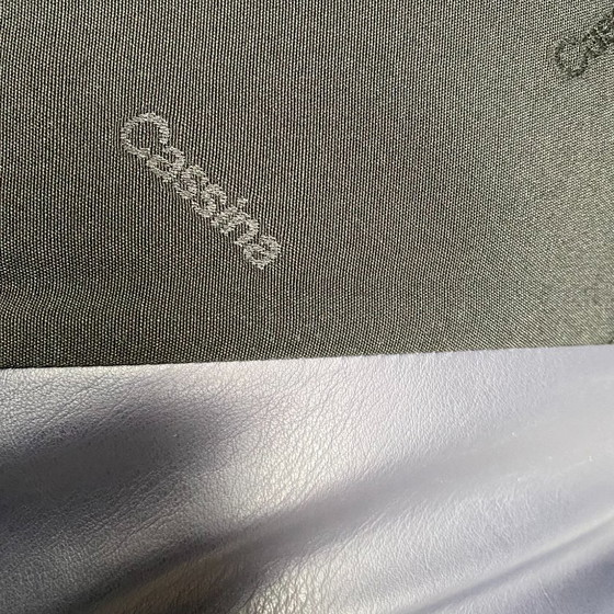 Image 1 of Poltrona Cassina Palmaria in pelle design Vico Magistretti