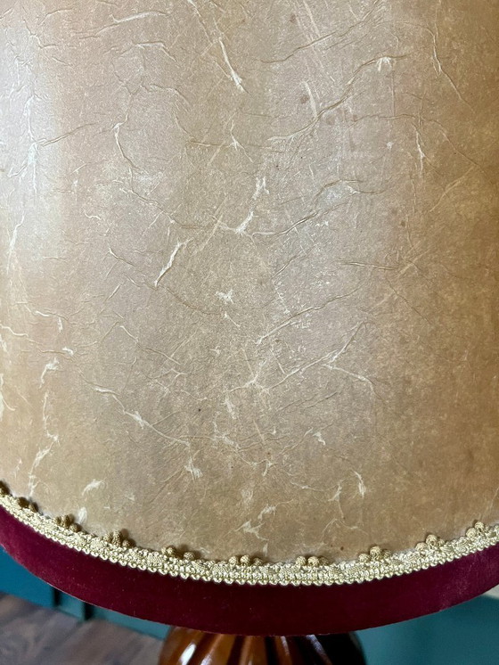 Image 1 of Rarità! Lampada da terra vintage di metà secolo/era spaziale con paralume in pelle e insolita base in legno, in condizioni eccel