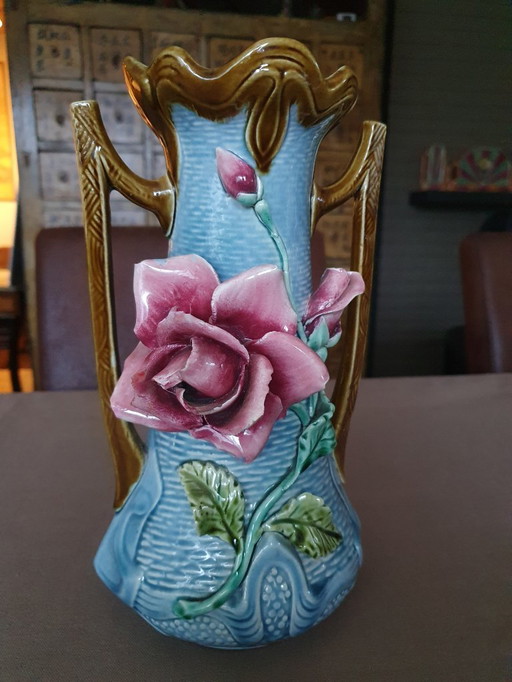 Art Nouveau vase ca. 1900 - relief rose - 27 cm