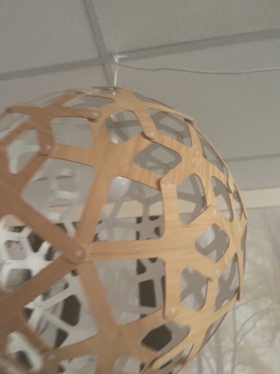 Image 1 of David Trubridge Corallo bianco 1 lato