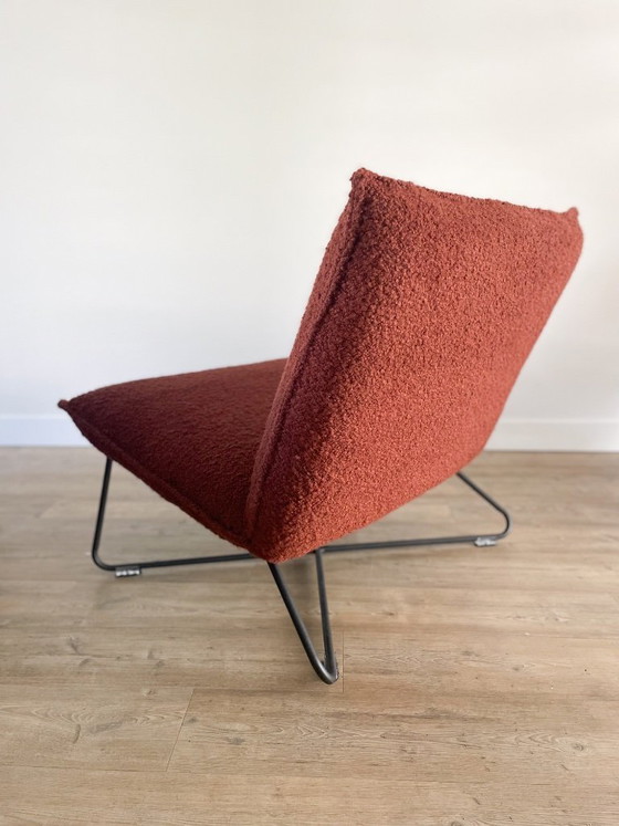 Neu gepolsterter Loungesessel | Bouclé Grupo Lamadrid | Terrakotta – Cozi Caza, Metal (photo 6 of 7)