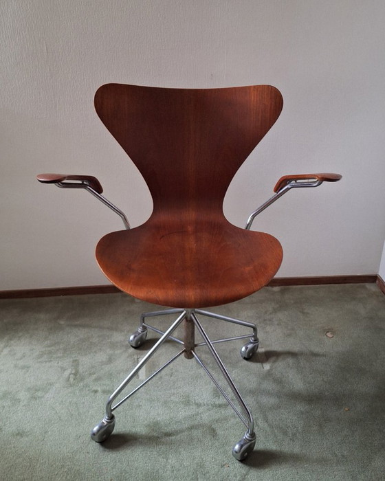 Bureaustoel Fritz Hansen model 3217 – Bureaustoelen, Metaal (photo 2 of 16)
