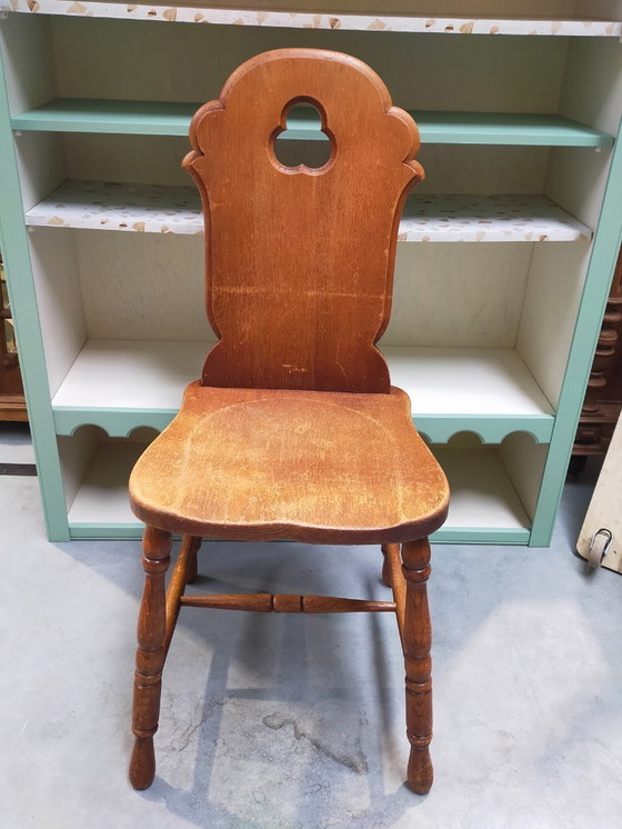 Image 1 of Eiken houten stoel