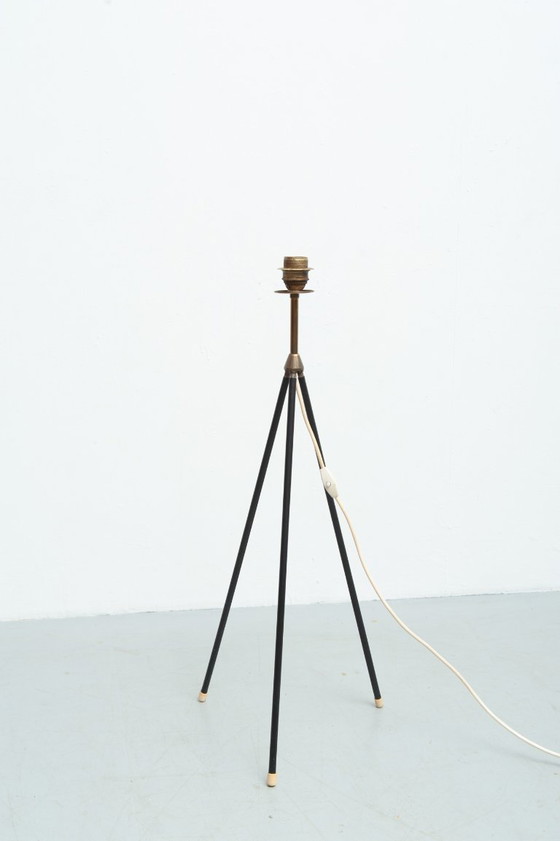Image 1 of Stativ mit plissiertem Kunststoffschirm, 1950er Jahre