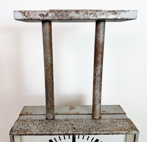 Image 1 of Reloj de techo industrial cuadrado de doble cara de Pragotron, década de 1970