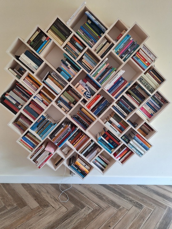 Image 1 of Librería casera