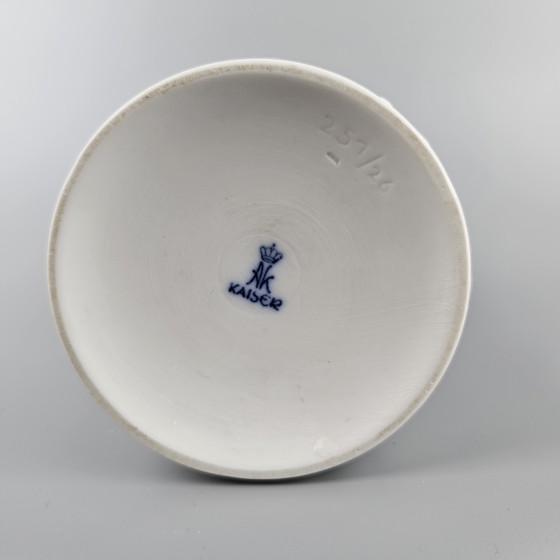 Image 1 of Vintage White Porcelain Vase Made By AK Kaiser. 1970s, Germany. On Art Vase. Number 251-26.