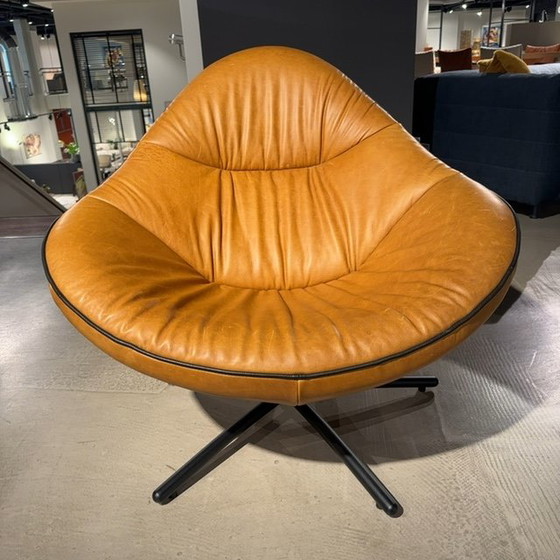 Image 1 of LABEL vandenberg Hidde Soft draaifauteuil met poef