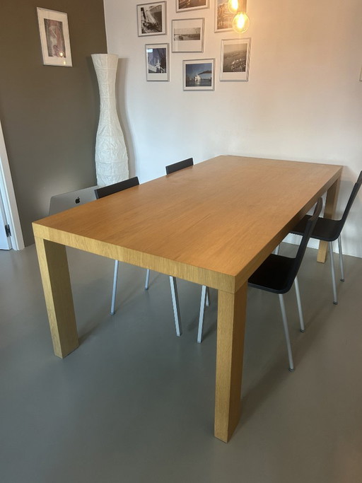 Table de salle à manger : modèle Lof (fabricant Van Rossum)