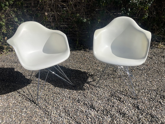 Image 1 of Eetkamerstoel DAR chroom onderstel cotone bianco