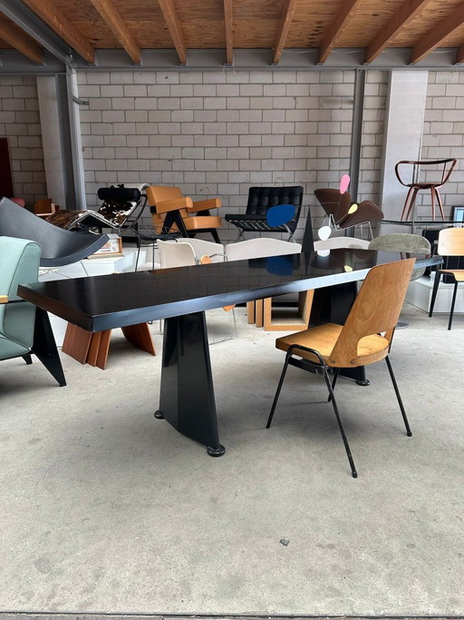 Tavolo Vitra Trapeze di Jean Prouvé (2x)