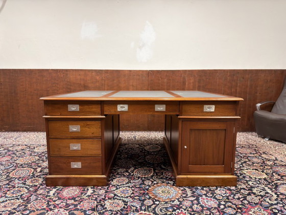 Grande Scrivania Chesterfield Inglese Classica Partner Desk – Scrivanie, Leather, Metal (photo 3 of 20)