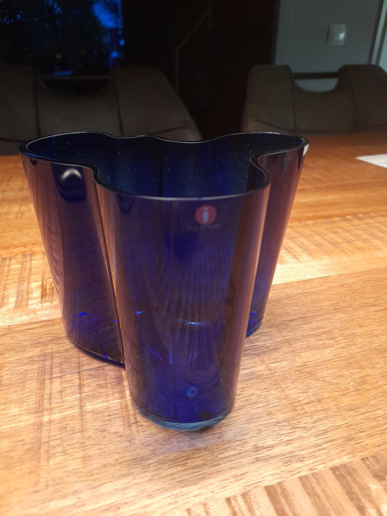 Image 1 of Kobaltblauwe Ittalla Alvar Aalto vaas.