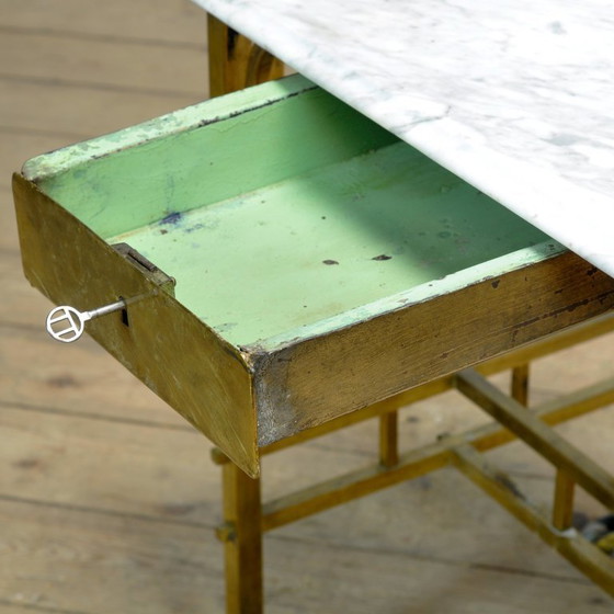 Image 1 of Tavolino in ottone con piano in marmo, circa 1910