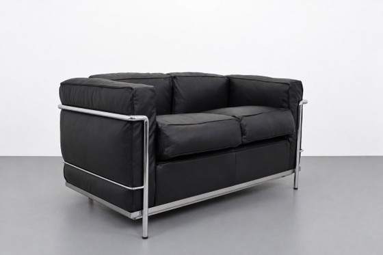 Lc2 Sofa Black Leather, Le Corbusier, Cassina, Charlotte Perriand Seats – Divani 2 posti, Metallo, Pelle (photo 2 of 11)
