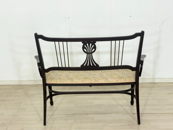 Image 1 of Originele Thonet-bank circa 1900 – Art Nouveau/Weense bank met messing rugleuning.