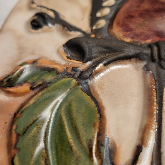 Image 1 of Cornice rotonda, targa in ceramica smaltata con rilievo, Rusha Art, anni '60-'70, Germania