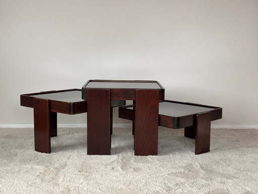 Vintage Italiaanse bijzettafels van Gianfranco Frattini voor Cassina, set van 3.