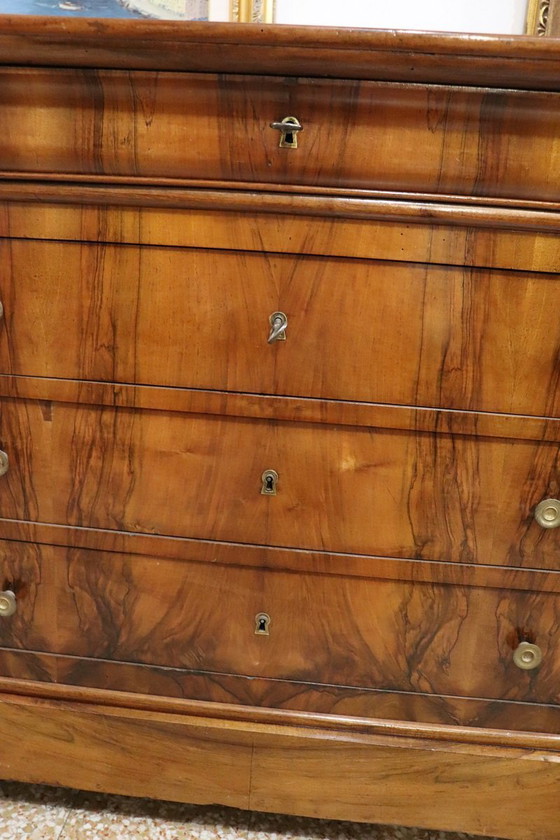 Image 1 of Cómoda antigua de nogal, restaurada, Italia, siglo XIX